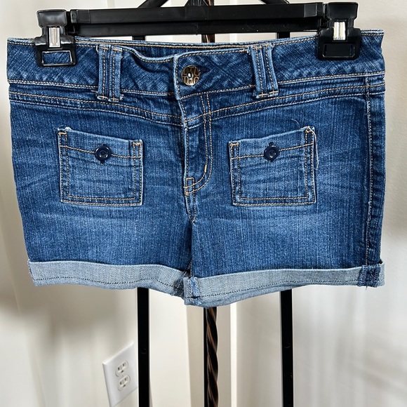 Girls Limited Two jeans shorts - Picture 1 of 3